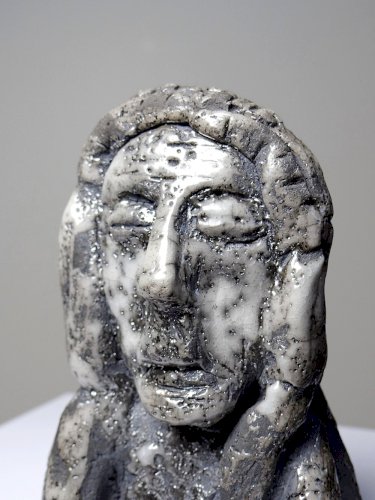 Petit buste d'homme Raku d'art émaillé vintage signé