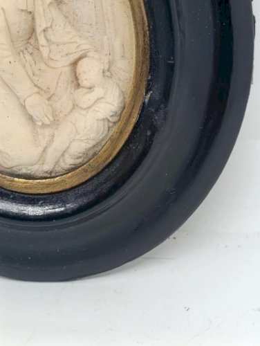 Petit cadre mural en bois noirci et verre bombé religieux 19eme en bon etat