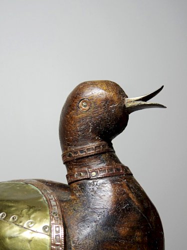 Petit canard en bois sculpté laiton et cuivre artisanat Indien vintage