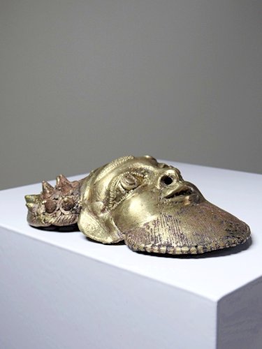 Petit masque d'Oba bronze doré Bamoun, Cameroun, vintage Afrique