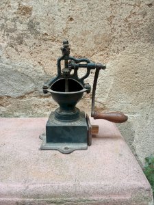 Small countertop coffee mill Peugeot