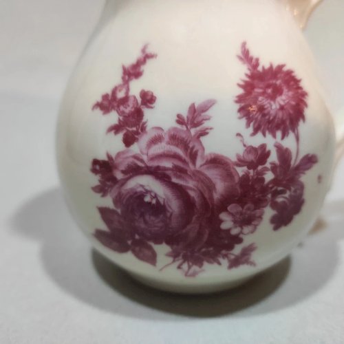 Petit pichet, pot à lait, crémier en porcelaine Chaumette et Favor