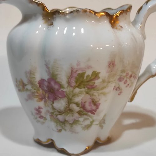 Petit pichet, pot à lait en porcelaine de Limoges, Haviland