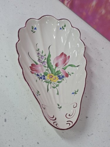 petit plat ravier coquillage faïence KG lunéville motif réverbère