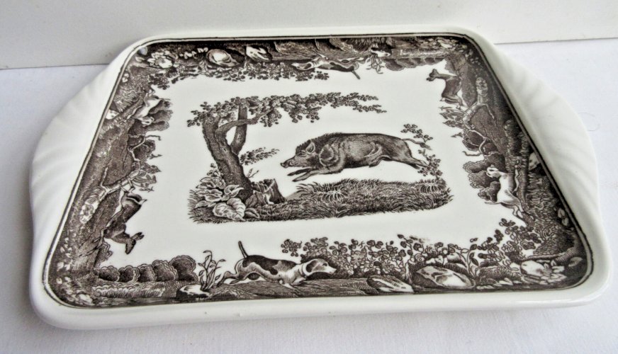 Petit plateau en céramique noir et blanc signé Villeroy et Boch: Le Sanglier