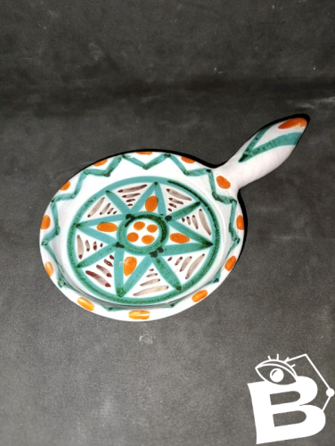 petit poelon style vintage vallauris signé Faizio en bon etat