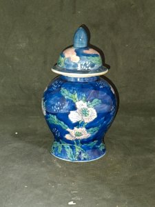 small covered Asian pot with floral decoration in good condition