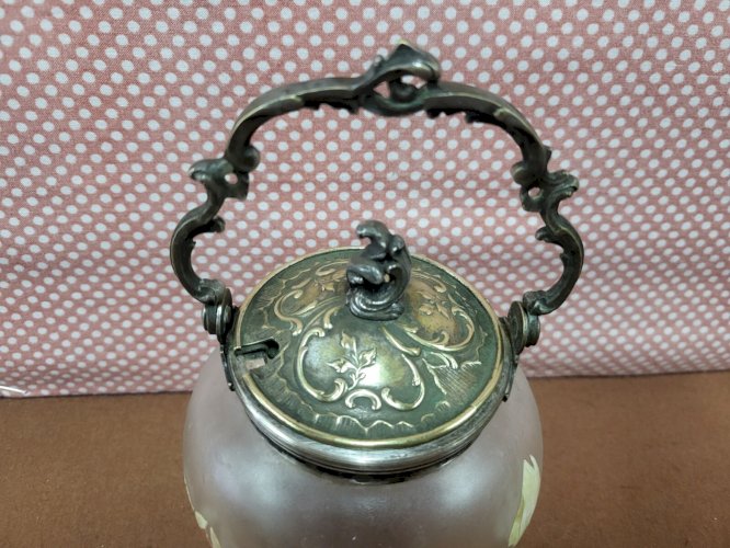 PETIT POT DE VICTOR SAGLIER EN VERRE EMAILLE