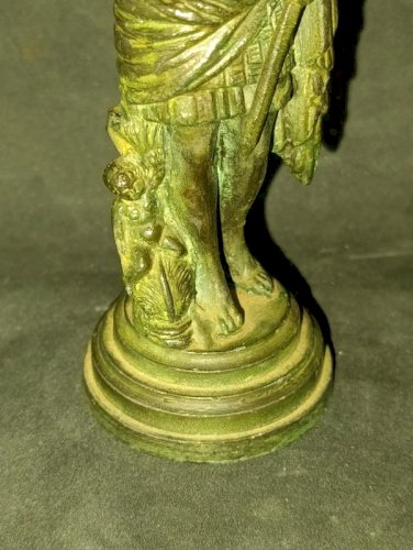 petit sculpture en regule? couleur bronze representant jules cesar en bon etat