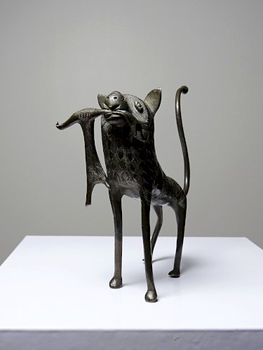 Petit sujet, lion, hyène, bête en Bronze du Bénin Dahomey Cotonou vintage