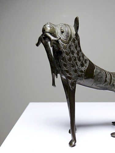 Petit sujet, lion, hyène, bête en Bronze du Bénin Dahomey Cotonou vintage