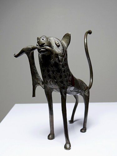 Petit sujet, lion, hyène, bête en Bronze du Bénin Dahomey Cotonou vintage
