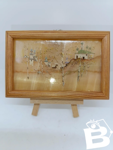 petit tableau sur pierre? à decor de paysage contour bois en bon etat
