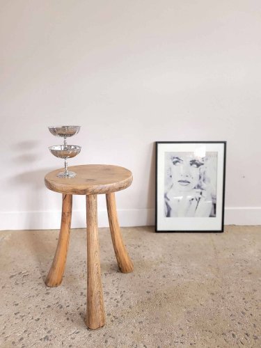 Petit tabouret brutaliste