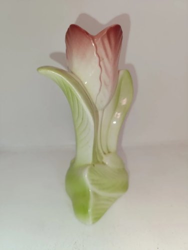 petit vase barbotine en forme de tulipe en bon etat