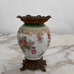 Petit vase en bronze et porcelaine Napoléon III XIXe décor floral M4021