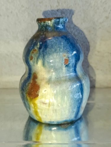 petit vase en gres ancien style pierrefond en bon etat