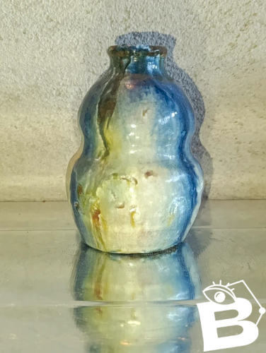 petit vase en gres ancien style pierrefond en bon etat