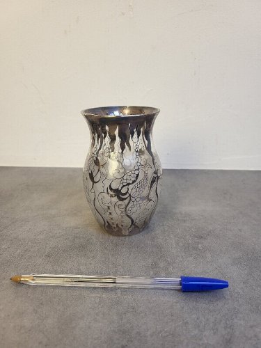 PETIT VASE EN VERRE ARGENTE SAINT GRAAL