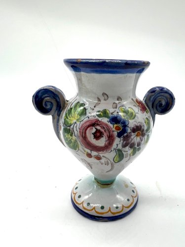 Petit vase faïence Nevers signé F. Cottard décor floral papillon XIXe antique