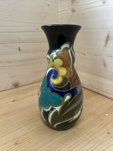 Petit vase Gouda Holland – modèle décoratif signé