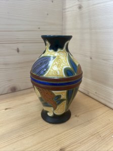 Small Gouda Holland vase – model Medica 2055