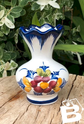 Petit vase motifs peint à la main