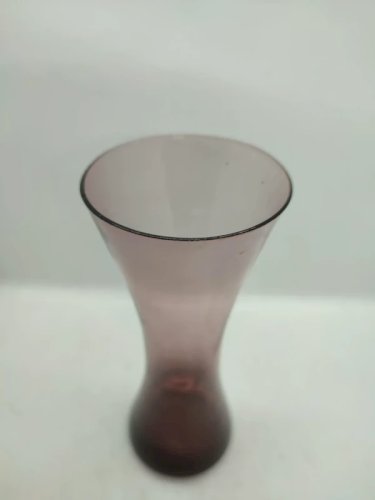 Petit vase violet vintage diabolo en bon etat