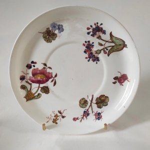 Small plate, old Soufflé, Creil and Montereau, floral decoration.