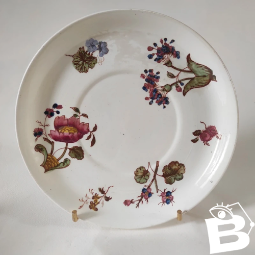 Petite assiette, Soutasse ancienne, Creil et Montereau, décor floral