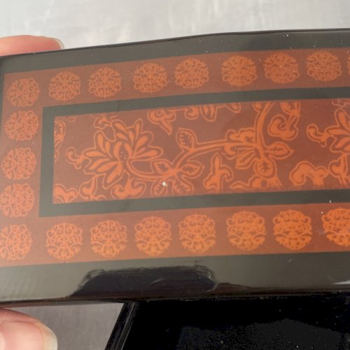 Petite boite coffret rectangulaire laqué décor floral