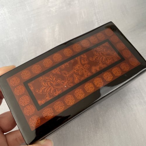 Petite boite coffret rectangulaire laqué décor floral