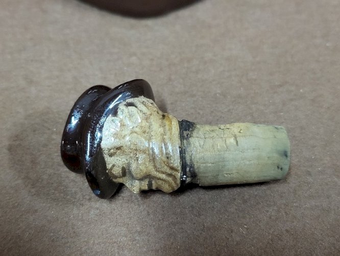 PETITE BOUTEILLE FLACON OU FIOLE A WHISKY ROYAL DOULTON