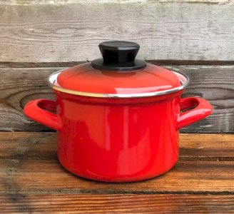 Little red enamel casserole