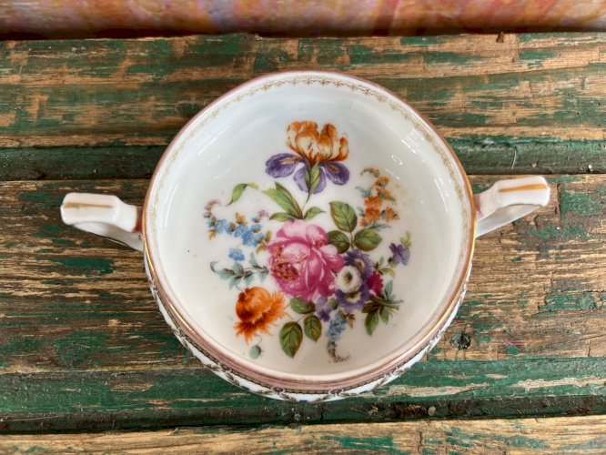 Petite coupe en porcelaine Rovescalli & Cie – Italie fin XIXe