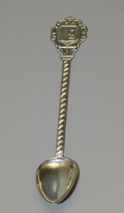 - SMALL SILVER SPOON unreadable hallmarks CREST at the END of HANDLE D
