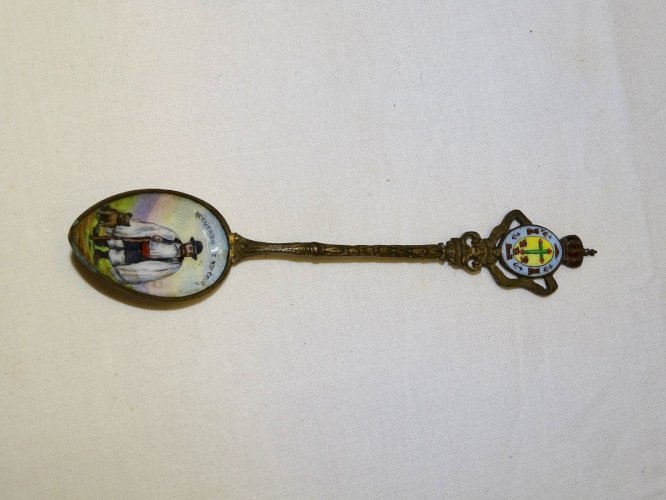 -PETITE CUILLERE EMAILLEE RECUERDO DE SANTA CRUZ SOUVENIR DE VOYAGE ESPAGNE    D