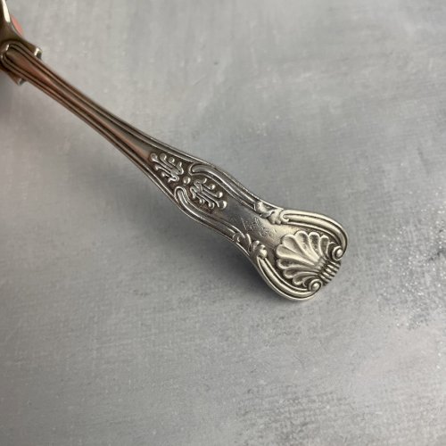 Petite cuillère XIXe argent anglais poinçon lion passant Robert Garrard II