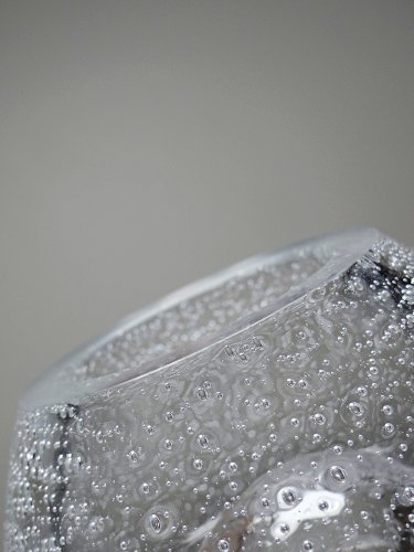 Petite lampe à huile ou soliflore globe en verre bullé vintage Pologne