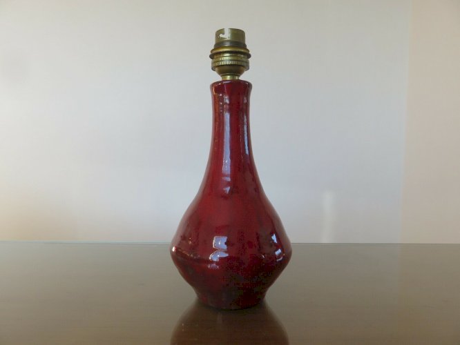 PETITE LAMPE EN CERAMIQUE ROUGE FEU ANNEES 50 60