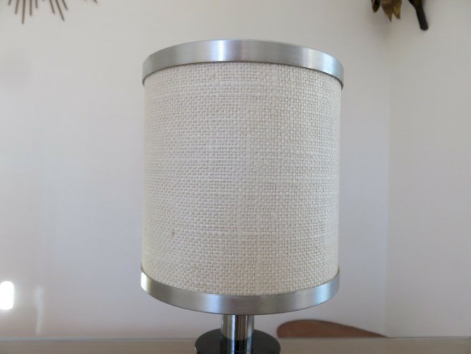 PETITE LAMPE EN RESINE NOIRE ET METAL CHROME TYPIQUE ANNEES 70 VINTAGE