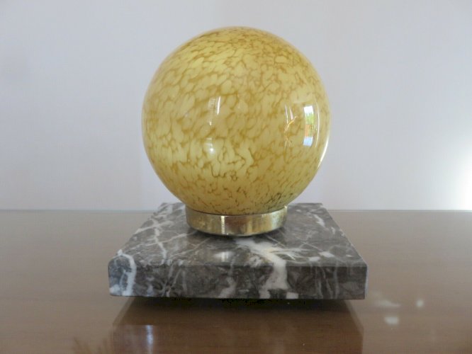 PETITE LAMPE SOCLE EN MARBRE ET VERRE DE CLICHY JAUNE ANNEES 30 40 VINTAGE