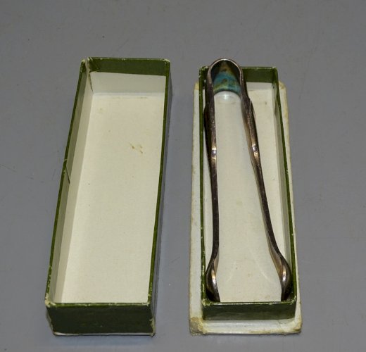-PETITE PINCE à SUCRE CHRISTOFLE DANS SA BOITE JUS de GRENIER COLLECTION  D
