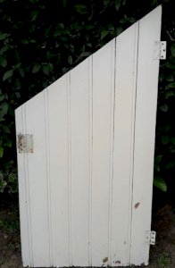 Petite porte ancienne en sapin H120xL60cm (trappe d’escalier) 