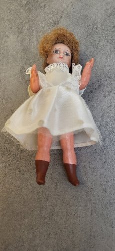 PETITE POUPEE UNIS FRANCE DE 12,5 CM DE HAUT