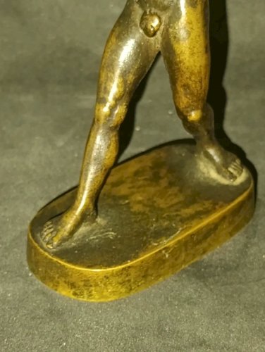 petite sculpture ancienne en bronze de lutteur? à l antique en bon etat