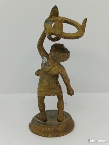 Petite sculpture en bronze de Silene en etat correct