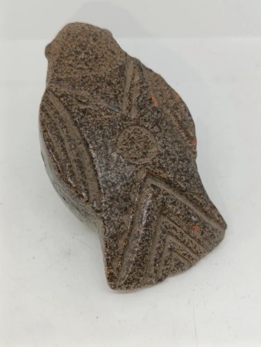 petite sculpture en forme doiseau sud americain? en bon etat