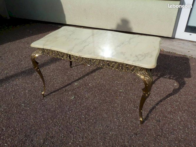 Petite Table basse Marbre et laiton