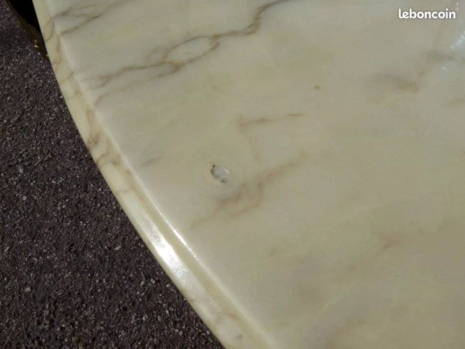 Petite Table basse Marbre et laiton